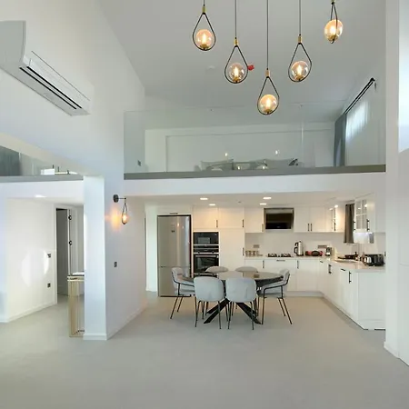 Szálloda Lodos Suites & Rezidans