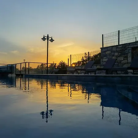 Szálloda Lodos Suites & Rezidans *