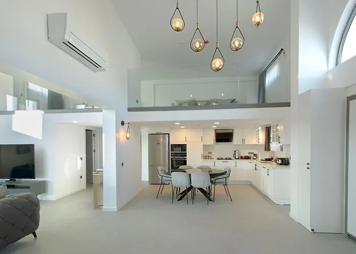 מלון Lodos Suites & Rezidans