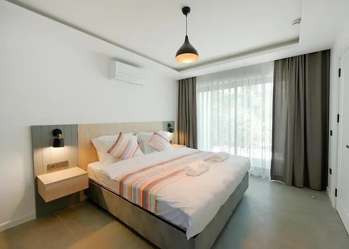 מלון Lodos Suites & Rezidans *