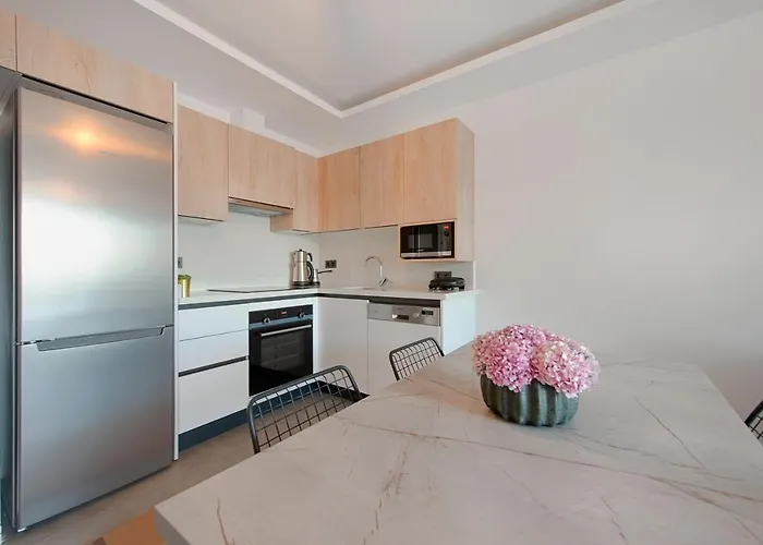 מלון Lodos Suites & Rezidans *