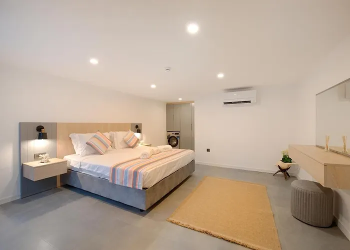 מלון Lodos Suites & Rezidans