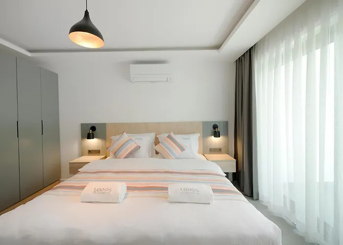 Lodos Suites & Rezidans מלון *